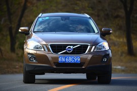 2010款沃尔沃XC60对比测试