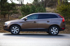 2010款沃尔沃XC60对比测试