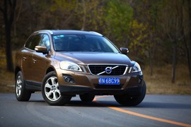 2010款沃尔沃XC60对比测试