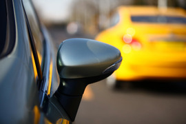 福特嘉年华三厢对比测试