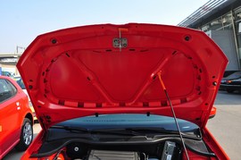 上海大众新一代POLO 1.6L致酷版到店实拍