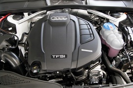 2017款一汽奥迪 A4L 40TFSI 时尚型