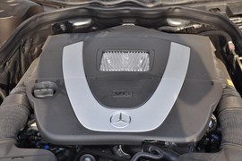 2011款奔驰E300L时尚型尊贵版