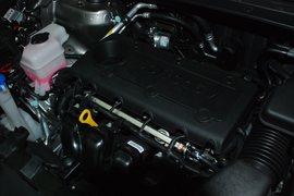 2011款起亚智跑2.0自动两驱 GLS到店实拍