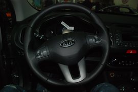 2011款起亚智跑2.0自动两驱 GLS到店实拍