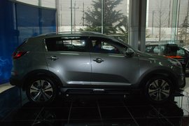2011款起亚智跑2.0自动两驱 GLS到店实拍