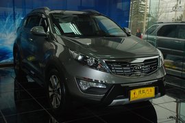 2011款起亚智跑2.0自动两驱 GLS到店实拍