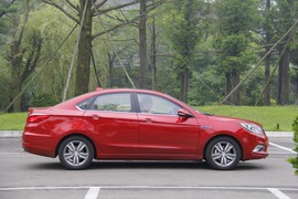 2016款长安逸动1.6L GDI 手动劲锐型