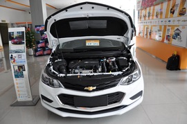 2017款雪佛兰科鲁兹 1.4T 双离合先锋版（天窗）