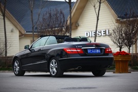 2010款奔驰E350敞篷车试驾实拍