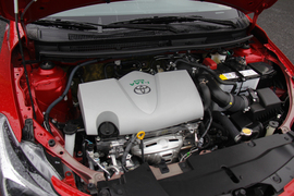 2017款一汽丰田威驰1.5L CVT尊行版