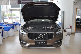 2017款沃尔沃XC90 2.0T T6智逸版