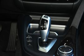 2017款宝马320Li豪华设计套装