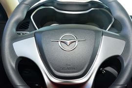 2017款海马福美来 1.6L手动舒适型