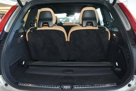 2017款沃尔沃XC90 2.0T T6智尊版
