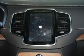 2017款沃尔沃XC90 2.0T T6智尊版