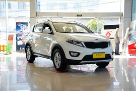 2016款起亚智跑2.0L自动两驱版GL