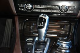 2017款宝马528Li xDrive豪华设计套装