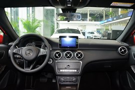 2016款奔驰A180