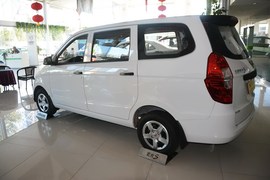 2015款五菱宏光S 1.2L手动基本型国五
