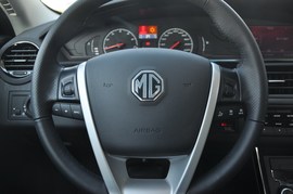 MG6 Saloon 1.8DVVT手自一体精英版