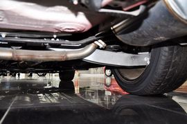 2010款铃木凯泽西2.4L CVT四驱运动导航版