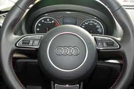 2016款奥迪A3 Sportback  35TFSI特别版