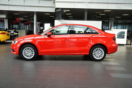 2016款奥迪A3 Limousine 35TFSI进取型