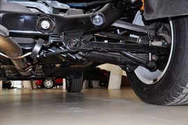 2011款沃尔沃XC90 2.5T标准版