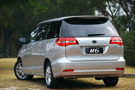 2010款比亚迪M6试驾