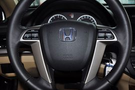 2011款广汽本田雅阁 2.4LX