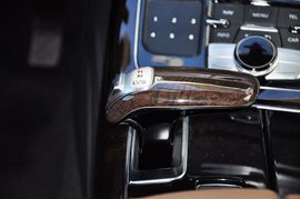 2011款奥迪A8L 3.0T 豪华型低功率版