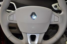 2011款雷诺风景 2.0L舒适型
