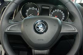 2017款斯柯达YETI 280TSI DSG前行版