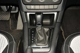 2017款斯柯达YETI 280TSI DSG前行版