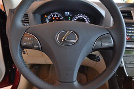 2010款雷克萨斯 ES240典雅版