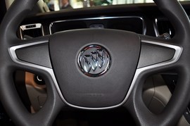 2011款别克全新GL8 2.4L CT舒适版