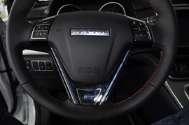 2017款哈弗H6 蓝标 运动版1.5T 手动两驱精英型