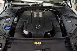 2016款奔驰S400L 4MATIC