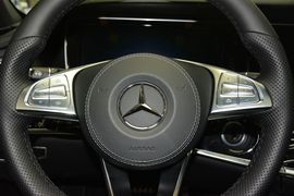 2016款奔驰S400L 4MATIC