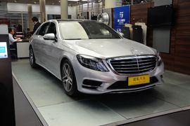 2016款奔驰S400L 4MATIC