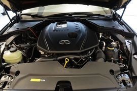 2016款英菲尼迪Q50L 2.0T进取版