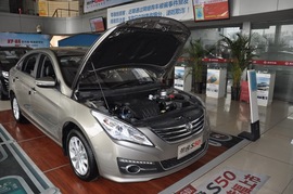 2016款东风风行景逸S50 1.6L CVT尊享型