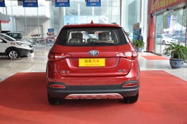 2016款一汽吉林森雅R7 1.6L 手动豪华型