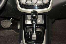 2016款日产TIIDA 1.6L CVT智行版