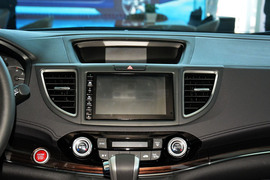 2015款本田CR-V 2.4L四驱尊贵版