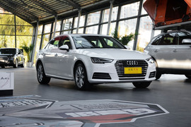 2017款奥迪A4L 45TFSI quattro 风尚型