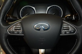 2016款英菲尼迪Q50L 2.0T豪华版