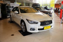 2016款英菲尼迪Q50L 2.0T豪华版