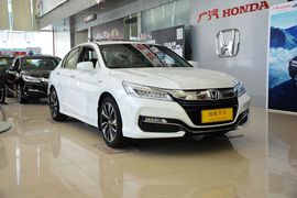 2016款本田雅阁混动 2.0L锐尊混动版